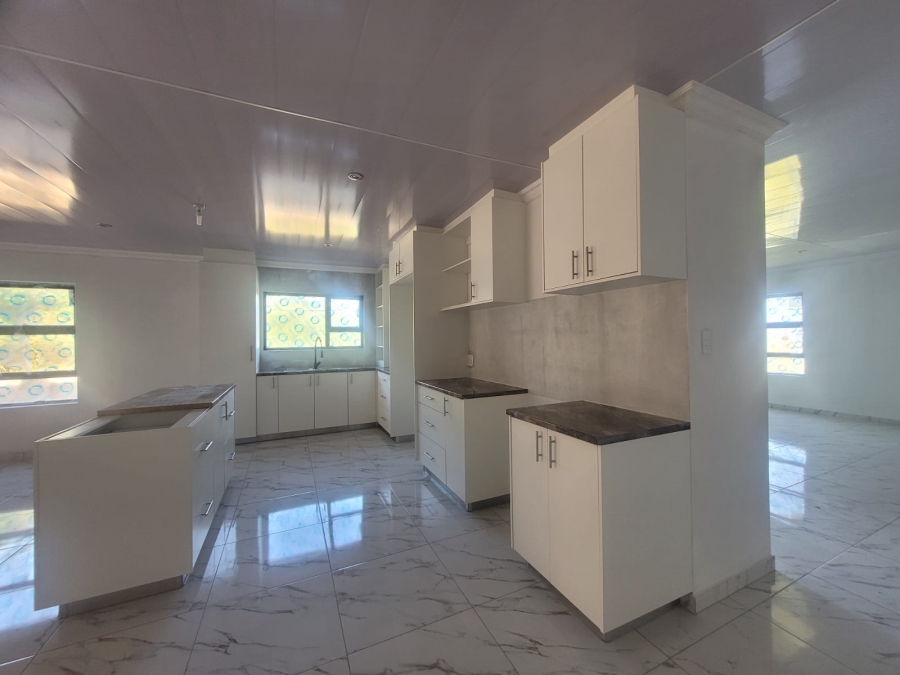 3 Bedroom Property for Sale in Paradise Beach Eastern Cape